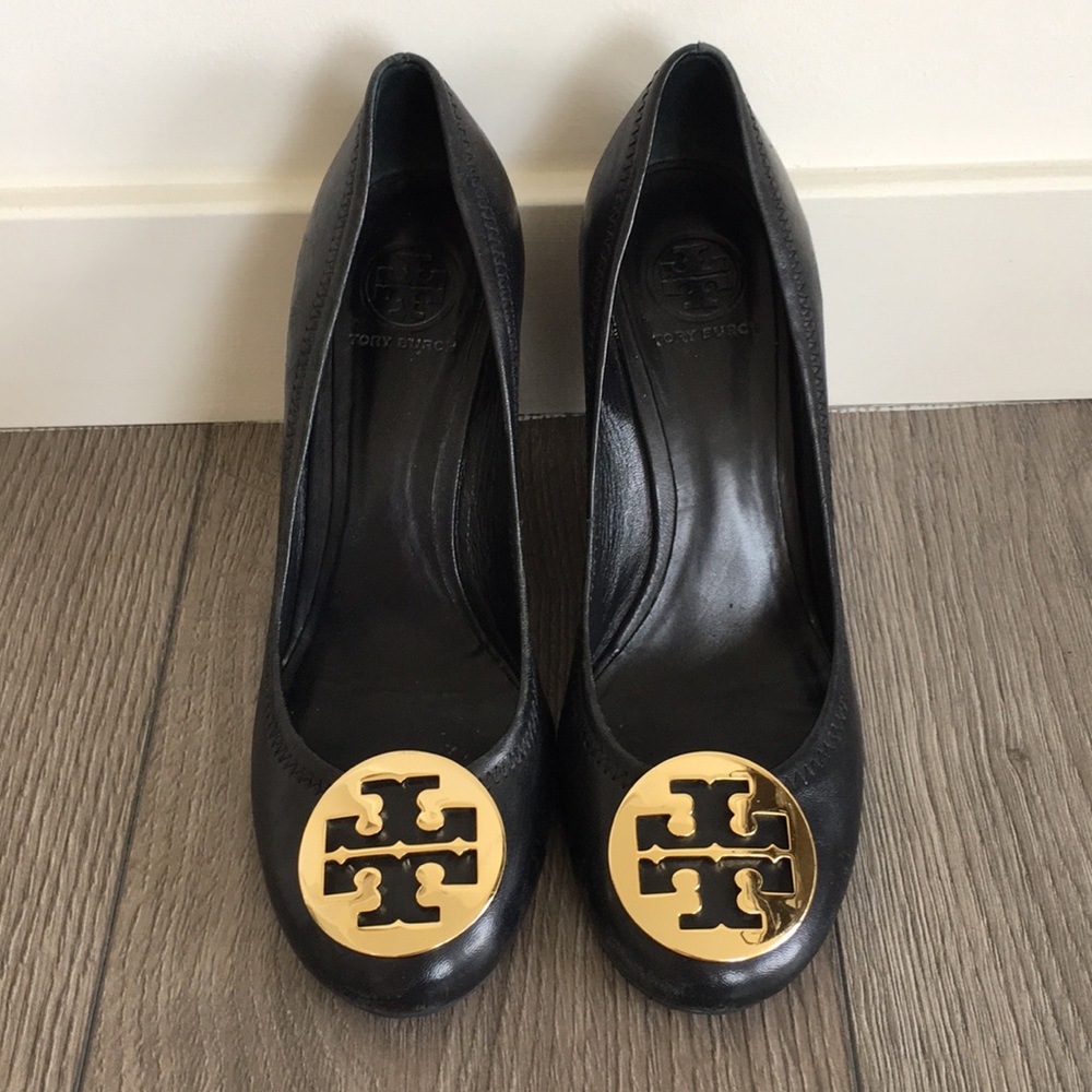 Tory Burch Chelsea Wedges